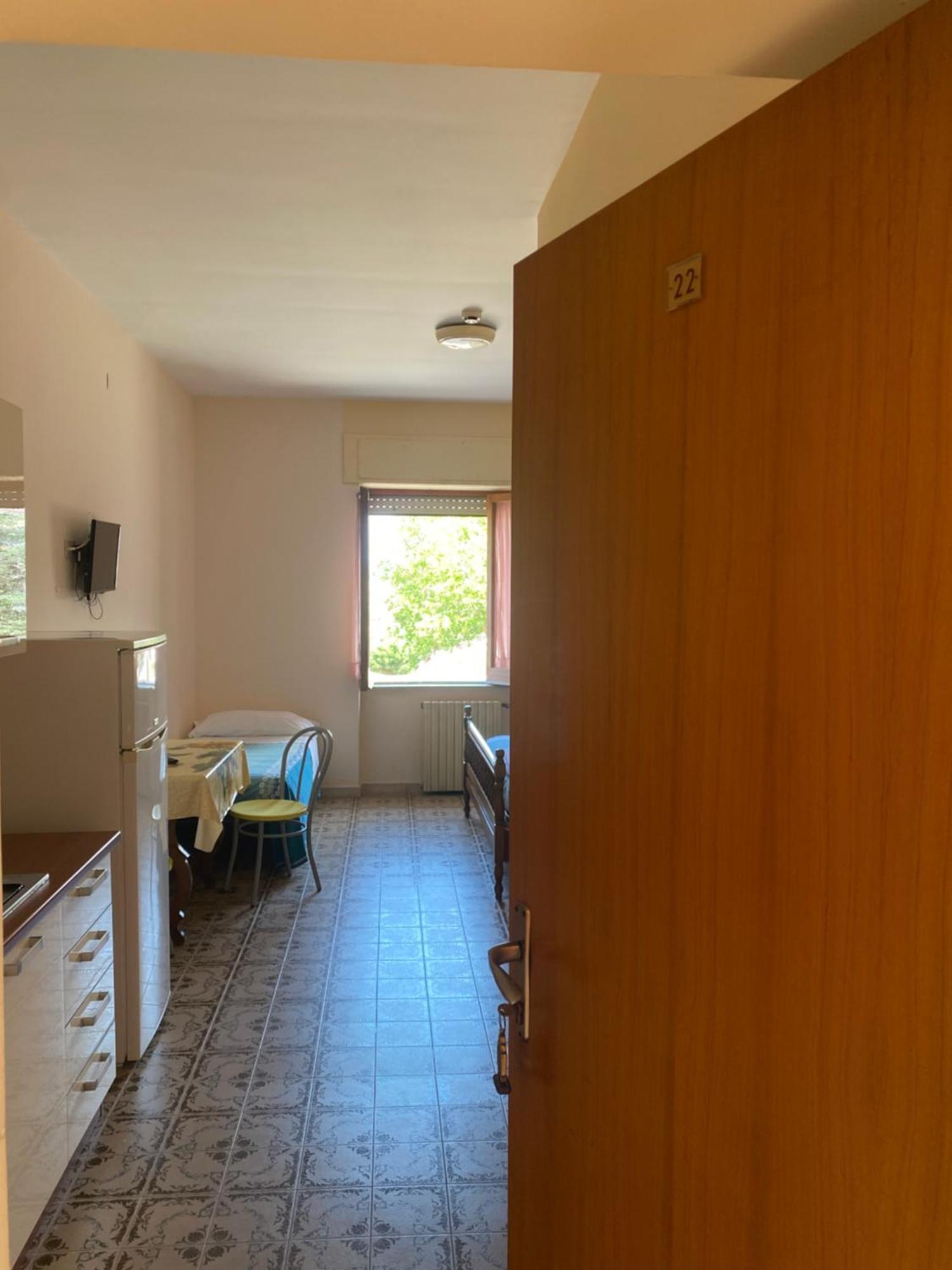 Bed and Breakfast Al Torrione Кампора-Сан-Джованни Экстерьер фото